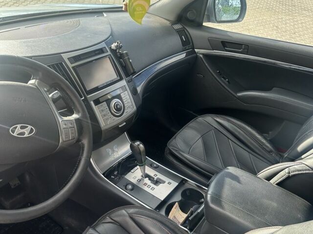 Синий Хендай ЛХ55, объемом двигателя 3 л и пробегом 467 тыс. км за 8600 $, фото 5 на Automoto.ua