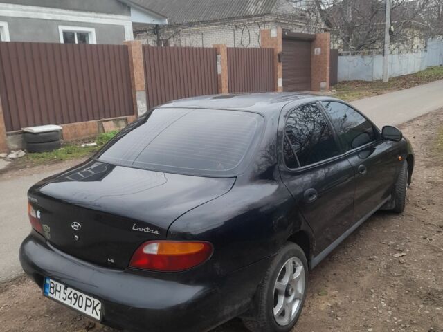 Чорний Хендай Лантра, об'ємом двигуна 1.6 л та пробігом 608 тис. км за 1500 $, фото 2 на Automoto.ua
