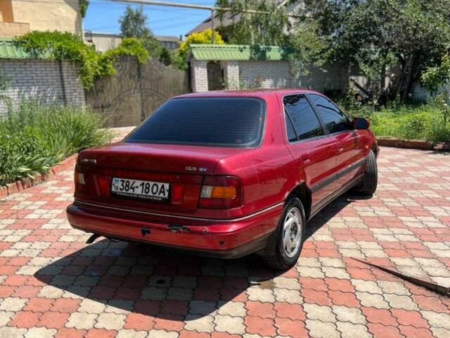 Красный Хендай Лантра, объемом двигателя 1.6 л и пробегом 260 тыс. км за 1000 $, фото 3 на Automoto.ua