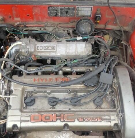 Червоний Хендай Лантра, об'ємом двигуна 1 л та пробігом 198 тис. км за 700 $, фото 8 на Automoto.ua