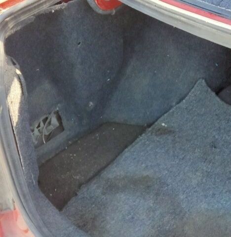 Червоний Хендай Лантра, об'ємом двигуна 1 л та пробігом 198 тис. км за 700 $, фото 16 на Automoto.ua