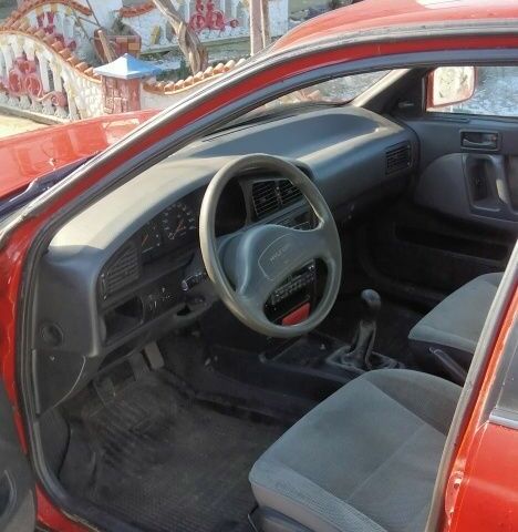 Червоний Хендай Лантра, об'ємом двигуна 1 л та пробігом 198 тис. км за 700 $, фото 19 на Automoto.ua