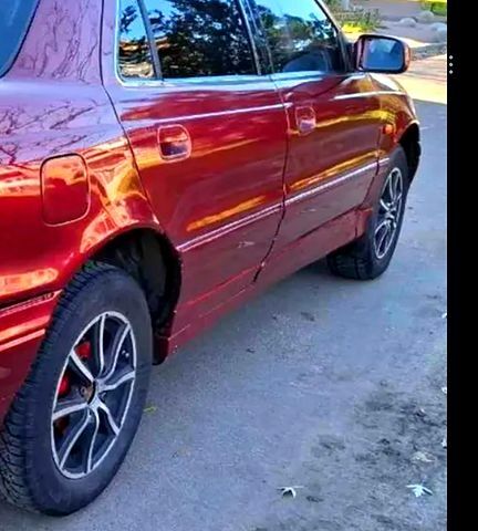 Червоний Хендай Лантра, об'ємом двигуна 1.5 л та пробігом 250 тис. км за 1600 $, фото 1 на Automoto.ua