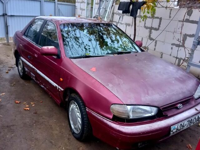 Хендай Лантра, объемом двигателя 1.6 л и пробегом 0 тыс. км за 800 $, фото 1 на Automoto.ua