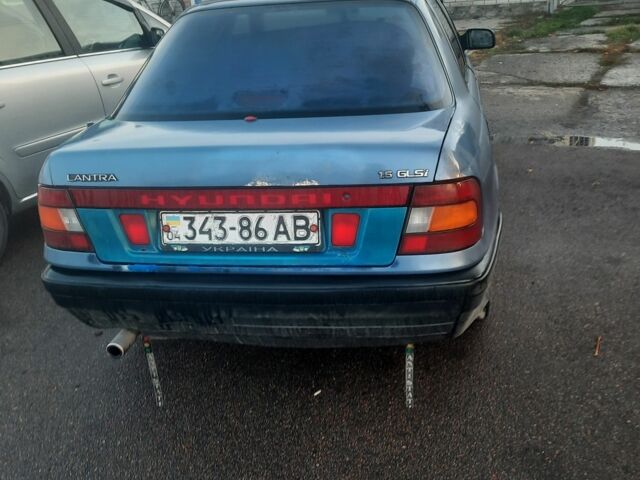Хендай Лантра 1993 в Павлограде на Automoto.ua Хендай Лантра, объемом двигателя 1.5 л и пробегом 340 тыс. км за 1318 $, фото 2 на Automoto.ua