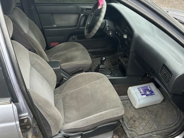 Серый Хендай Лантра, объемом двигателя 1.6 л и пробегом 280 тыс. км за 759 $, фото 5 на Automoto.ua