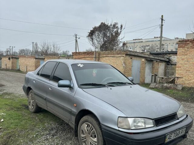 Серый Хендай Лантра, объемом двигателя 1.6 л и пробегом 280 тыс. км за 759 $, фото 1 на Automoto.ua