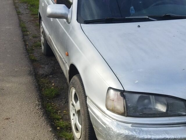 Серый Хендай Лантра, объемом двигателя 1.6 л и пробегом 350 тыс. км за 800 $, фото 7 на Automoto.ua