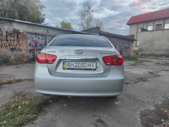 Серый Хендай Лантра, объемом двигателя 1.6 л и пробегом 187 тыс. км за 5999 $, фото 6 на Automoto.ua