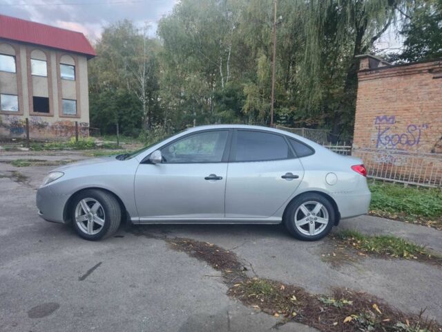 Серый Хендай Лантра, объемом двигателя 1.6 л и пробегом 187 тыс. км за 5999 $, фото 2 на Automoto.ua