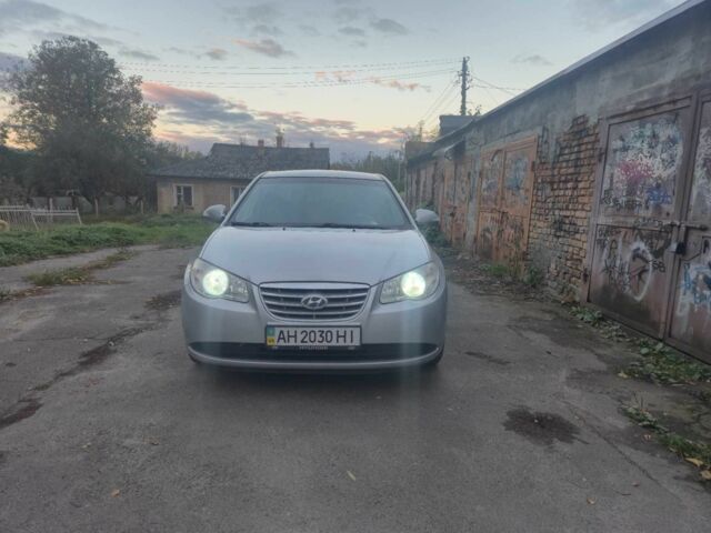 Серый Хендай Лантра, объемом двигателя 1.6 л и пробегом 187 тыс. км за 5999 $, фото 1 на Automoto.ua