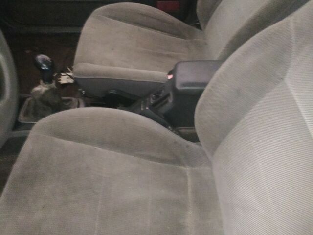 Хендай Лантра 1993 в Чернигове на Automoto.ua Синий Хендай Лантра, объемом двигателя 1.8 л и пробегом 100 тыс. км за 360 $, фото 6 на Automoto.ua