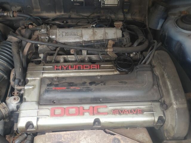 Хендай Лантра 1993 в Чернигове на Automoto.ua Синий Хендай Лантра, объемом двигателя 1.8 л и пробегом 100 тыс. км за 360 $, фото 3 на Automoto.ua