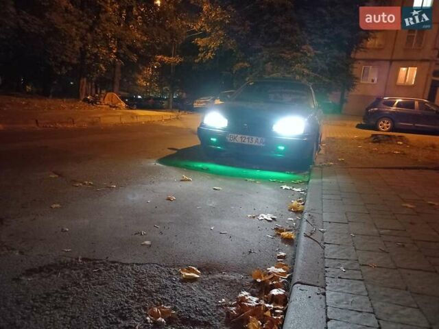 Синий Хендай Лантра, объемом двигателя 1.5 л и пробегом 317 тыс. км за 2100 $, фото 10 на Automoto.ua