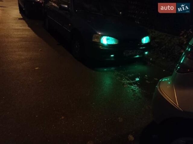 Синий Хендай Лантра, объемом двигателя 1.5 л и пробегом 317 тыс. км за 2100 $, фото 9 на Automoto.ua