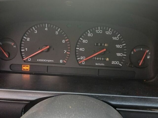 Синий Хендай Лантра, объемом двигателя 1.5 л и пробегом 3 тыс. км за 1900 $, фото 7 на Automoto.ua