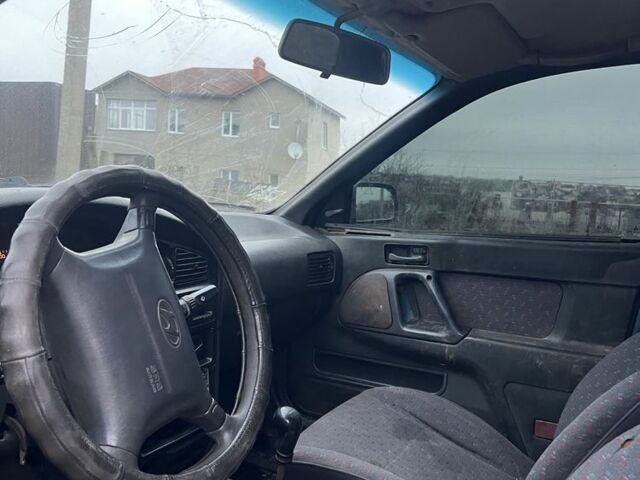 Зеленый Хендай Лантра, объемом двигателя 1.5 л и пробегом 200 тыс. км за 700 $, фото 6 на Automoto.ua