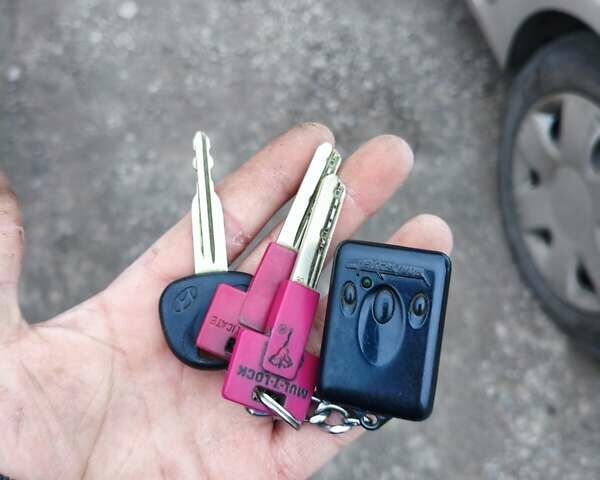 Зелений Хендай Лантра, об'ємом двигуна 1.6 л та пробігом 245 тис. км за 1600 $, фото 13 на Automoto.ua