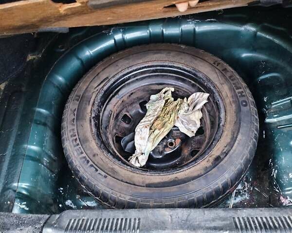 Зелений Хендай Лантра, об'ємом двигуна 1.6 л та пробігом 245 тис. км за 1600 $, фото 10 на Automoto.ua