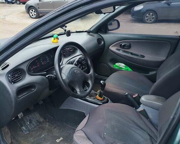 Зелений Хендай Лантра, об'ємом двигуна 1.6 л та пробігом 245 тис. км за 1600 $, фото 9 на Automoto.ua