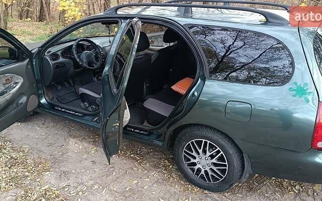 Зелений Хендай Лантра, об'ємом двигуна 1.6 л та пробігом 240 тис. км за 2500 $, фото 4 на Automoto.ua