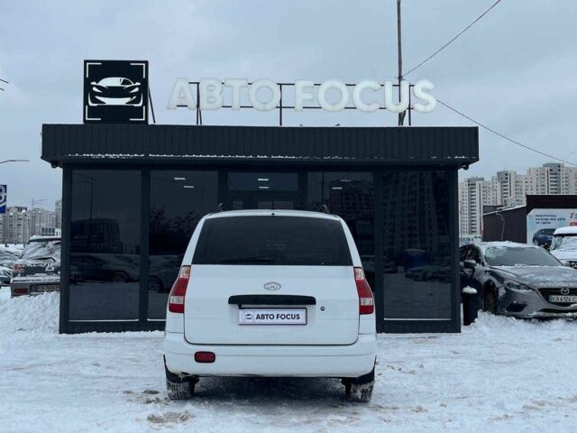 Белый Хендай Матрикс, объемом двигателя 1.8 л и пробегом 140 тыс. км за 4490 $, фото 6 на Automoto.ua