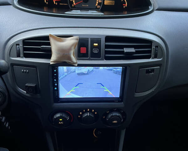 Белый Хендай Матрикс, объемом двигателя 1.8 л и пробегом 140 тыс. км за 4500 $, фото 8 на Automoto.ua