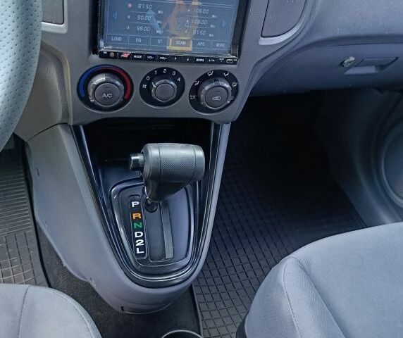 Бежевый Хендай Матрикс, объемом двигателя 1.8 л и пробегом 210 тыс. км за 3954 $, фото 11 на Automoto.ua