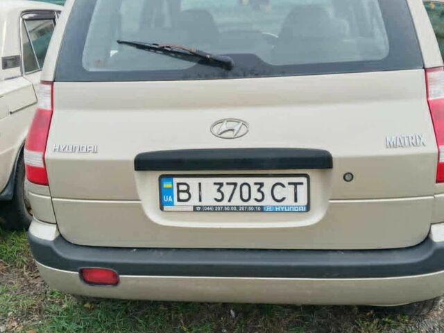 Хендай Матрікс 2007 у Кременчуге на Automoto.ua Бежевий Хендай Матрікс, об'ємом двигуна 1.6 л та пробігом 2 тис. км за 2138 $, фото 1 на Automoto.ua