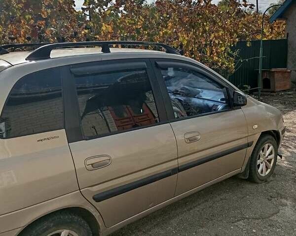 Бежевый Хендай Матрикс, объемом двигателя 1.8 л и пробегом 134 тыс. км за 3700 $, фото 2 на Automoto.ua