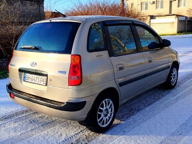 Бежевий Хендай Матрікс, об'ємом двигуна 1.6 л та пробігом 175 тис. км за 5500 $, фото 1 на Automoto.ua