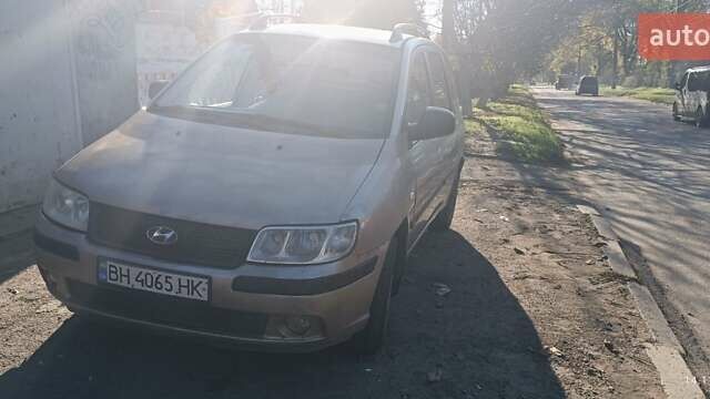 Бежевый Хендай Матрикс, объемом двигателя 1.5 л и пробегом 270 тыс. км за 2900 $, фото 4 на Automoto.ua