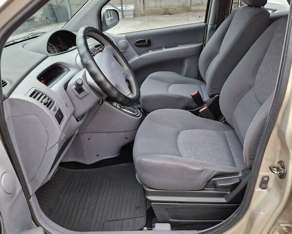 Бежевый Хендай Матрикс, объемом двигателя 1.6 л и пробегом 156 тыс. км за 4999 $, фото 13 на Automoto.ua