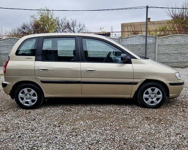 Бежевый Хендай Матрикс, объемом двигателя 1.6 л и пробегом 156 тыс. км за 4999 $, фото 6 на Automoto.ua