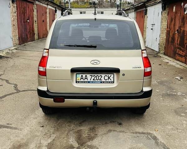 Бежевий Хендай Матрікс, об'ємом двигуна 1.6 л та пробігом 282 тис. км за 3900 $, фото 2 на Automoto.ua