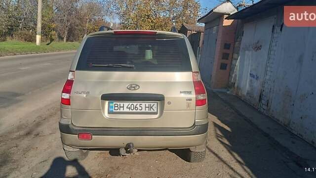 Бежевый Хендай Матрикс, объемом двигателя 1.5 л и пробегом 270 тыс. км за 2900 $, фото 3 на Automoto.ua
