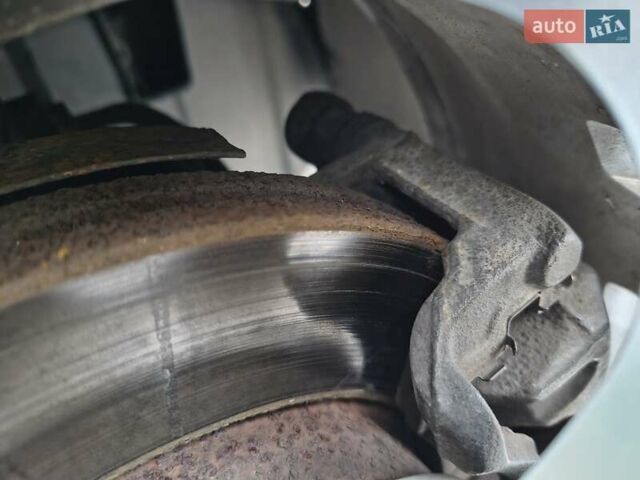 Бежевий Хендай Матрікс, об'ємом двигуна 1.49 л та пробігом 185 тис. км за 4700 $, фото 5 на Automoto.ua