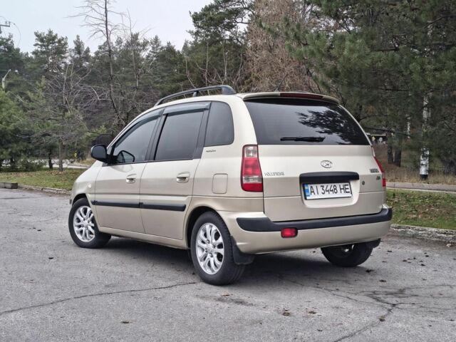 Бежевий Хендай Матрікс, об'ємом двигуна 1.5 л та пробігом 186 тис. км за 4700 $, фото 1 на Automoto.ua