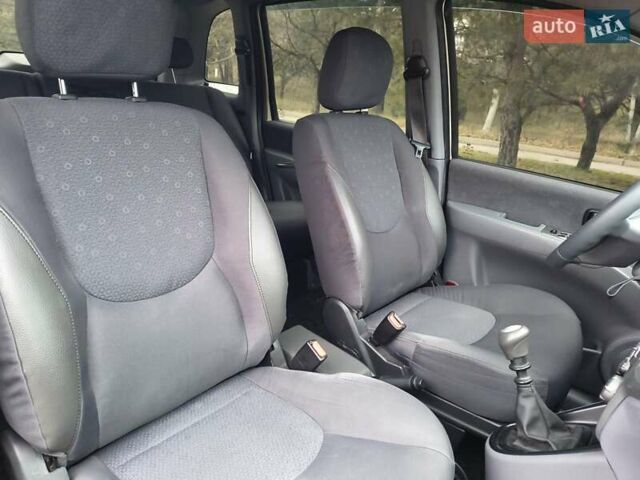 Бежевий Хендай Матрікс, об'ємом двигуна 1.49 л та пробігом 185 тис. км за 4700 $, фото 12 на Automoto.ua