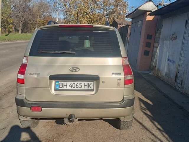 Бежевый Хендай Матрикс, объемом двигателя 1.5 л и пробегом 270 тыс. км за 2900 $, фото 3 на Automoto.ua
