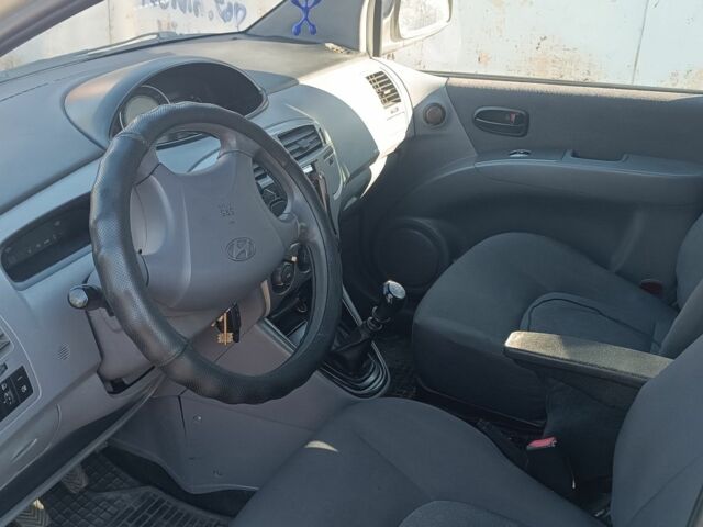 Бежевый Хендай Матрикс, объемом двигателя 1.5 л и пробегом 270 тыс. км за 2900 $, фото 7 на Automoto.ua