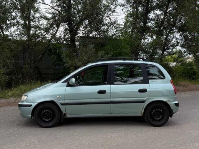 Черный Хендай Матрикс, объемом двигателя 1.6 л и пробегом 240 тыс. км за 2999 $, фото 4 на Automoto.ua