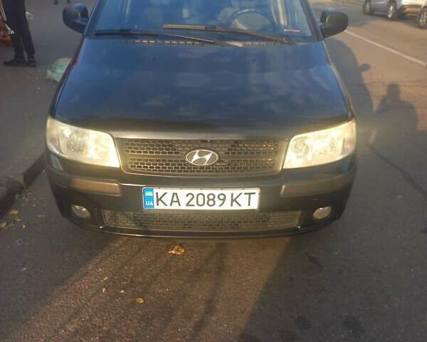 Черный Хендай Матрикс, объемом двигателя 1.6 л и пробегом 250 тыс. км за 3700 $, фото 3 на Automoto.ua