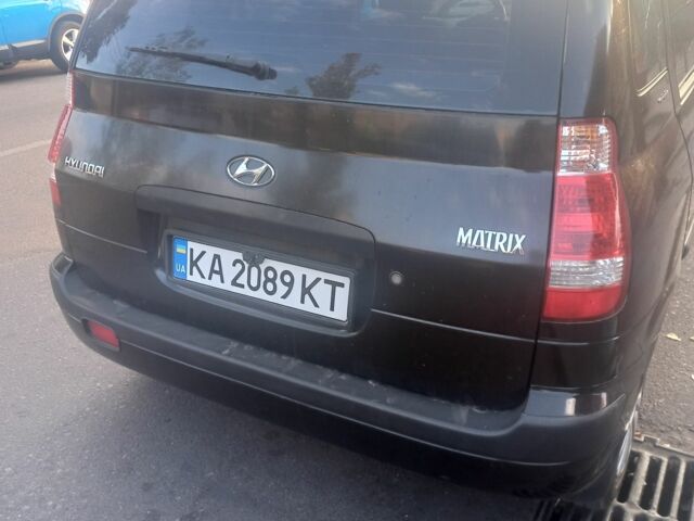 Черный Хендай Матрикс, объемом двигателя 1.6 л и пробегом 250 тыс. км за 3700 $, фото 3 на Automoto.ua
