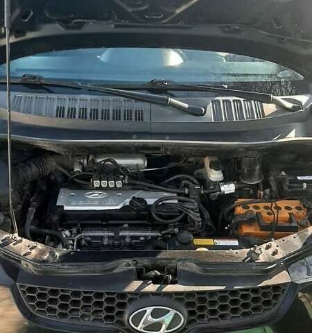 Черный Хендай Матрикс, объемом двигателя 1.6 л и пробегом 272 тыс. км за 4800 $, фото 6 на Automoto.ua