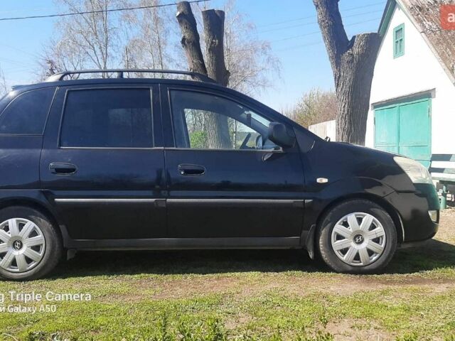 Черный Хендай Матрикс, объемом двигателя 1.6 л и пробегом 272 тыс. км за 4800 $, фото 4 на Automoto.ua