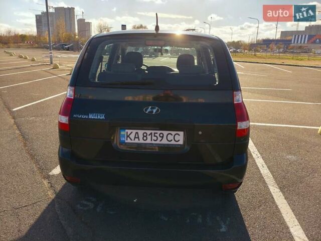Черный Хендай Матрикс, объемом двигателя 1.6 л и пробегом 129 тыс. км за 5500 $, фото 3 на Automoto.ua