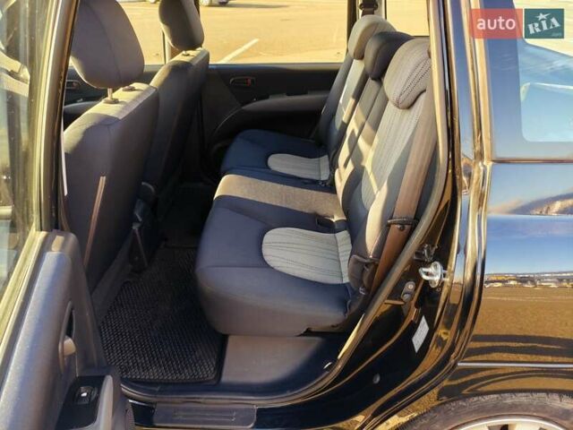 Черный Хендай Матрикс, объемом двигателя 1.6 л и пробегом 129 тыс. км за 5500 $, фото 1 на Automoto.ua