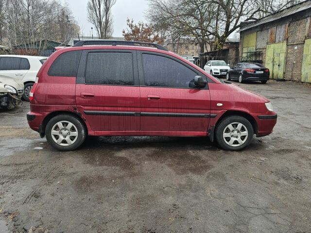 Красный Хендай Матрикс, объемом двигателя 1.8 л и пробегом 200 тыс. км за 2499 $, фото 7 на Automoto.ua