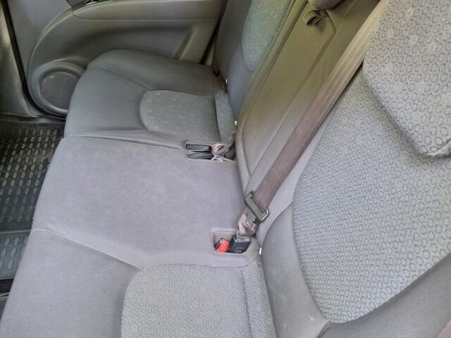 Червоний Хендай Матрікс, об'ємом двигуна 1.8 л та пробігом 158 тис. км за 5000 $, фото 5 на Automoto.ua